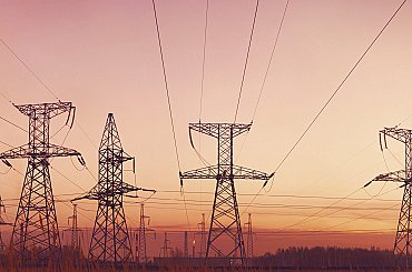 Některé aspekty modernizace nadzemního vedení elektřiny z pohledu věcných břemen a stavebních předpisů