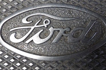 Ford investuje 5 miliard dolarů do výroby elektromobilů navzdory zrušení dotací