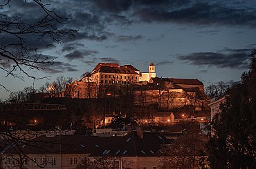 MŽP: Na horkovod z Dukovan do Brna je připraveno až 11 miliard korun z povolenek