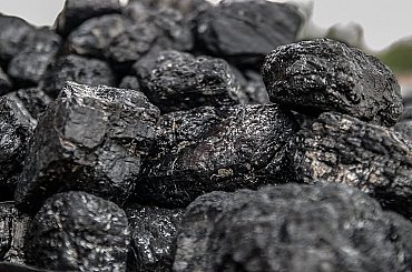 Uhlí: Slibný způsob skladování vodíku